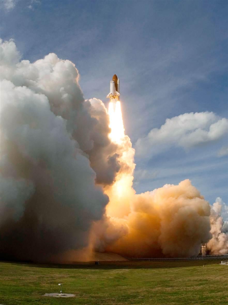 Launch of space shuttle Atlantis STS-122. Photo courtesy of NASA.