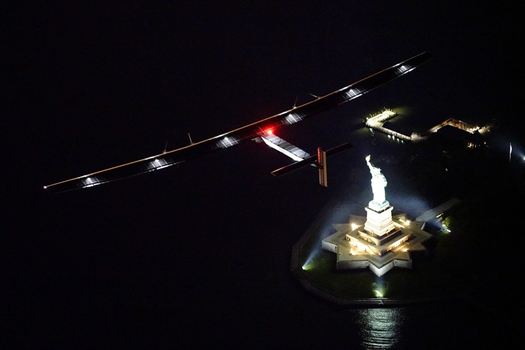 Solar Impulse 2 flies over the Statue of Liberty June 11. Photo courtesy of Solar Impulse.