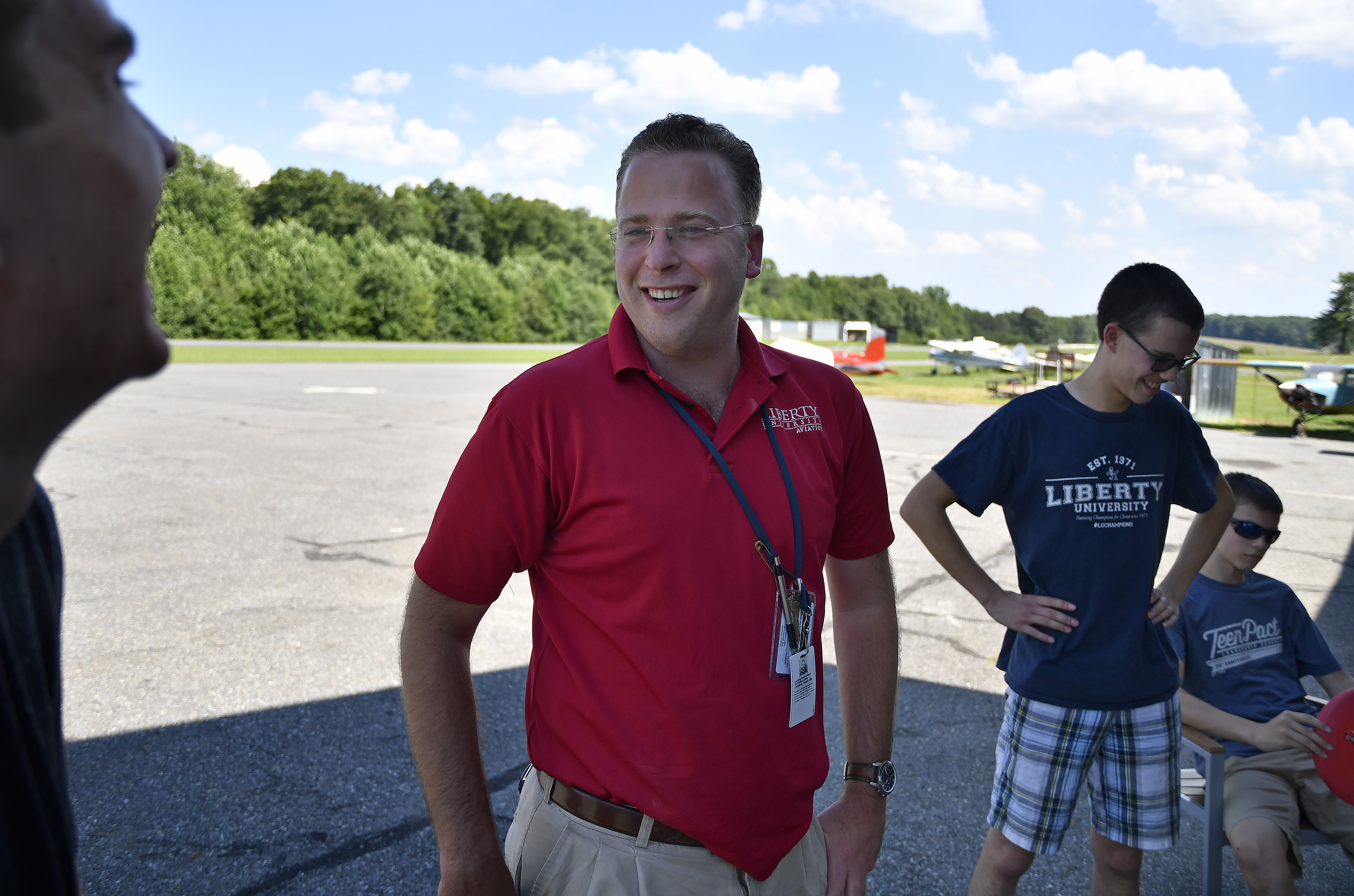 Instructor Chris Cartwright supervises six high school students who enrolled in a 30-day outreach camp to earn their private pilot certificates at Liberty University in Lynchburg, Virginia. Photo by David Tulis.