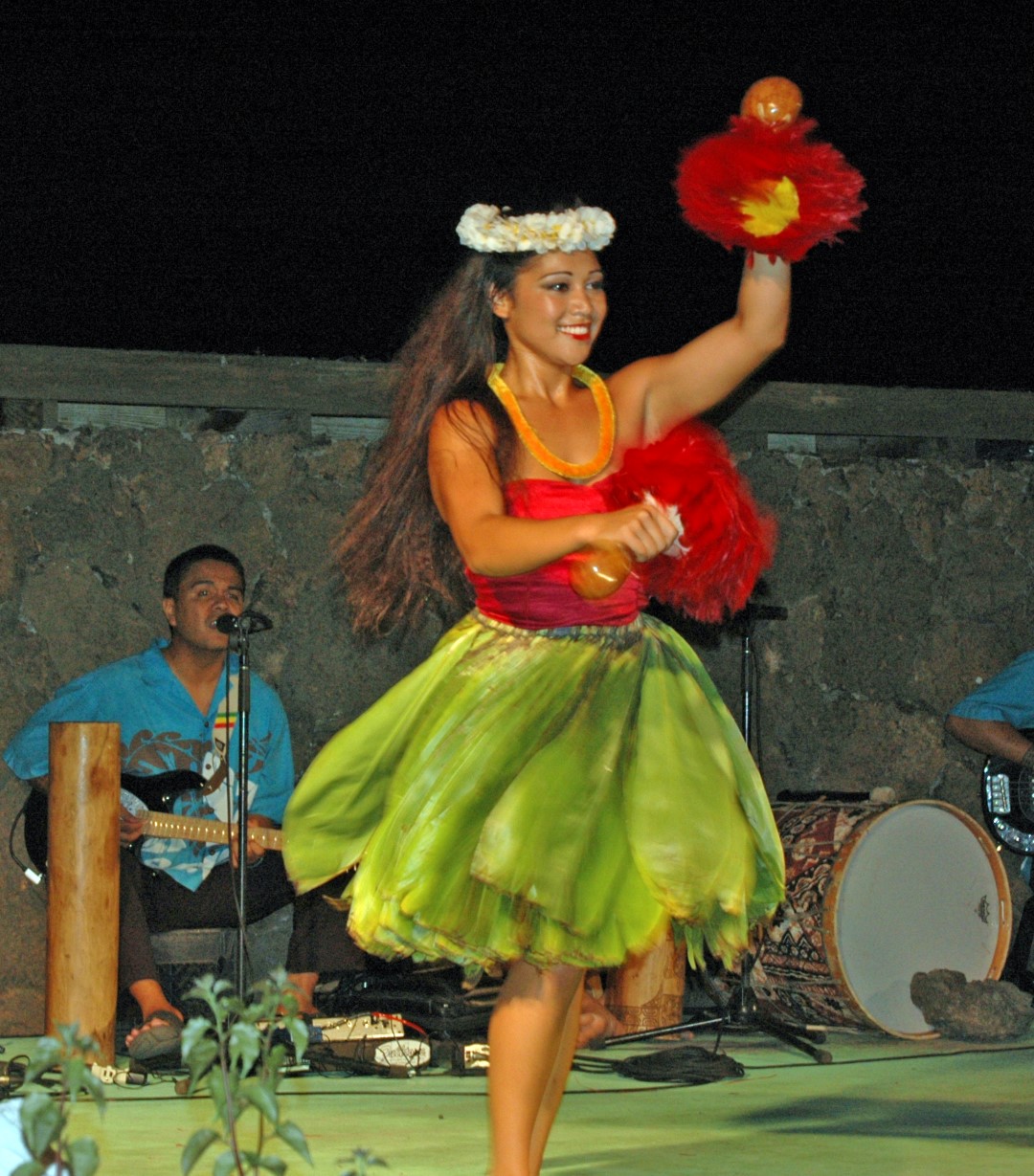 A Lu΄au takes you back to classic 1960s Hawaiian entertainment. Have fun at the Waikoloa Beach Marriott Resort’s Sunset Lu’au—pu-pus, roasted pig, hula and fire dances, and all. Photo by Crista Worthy.