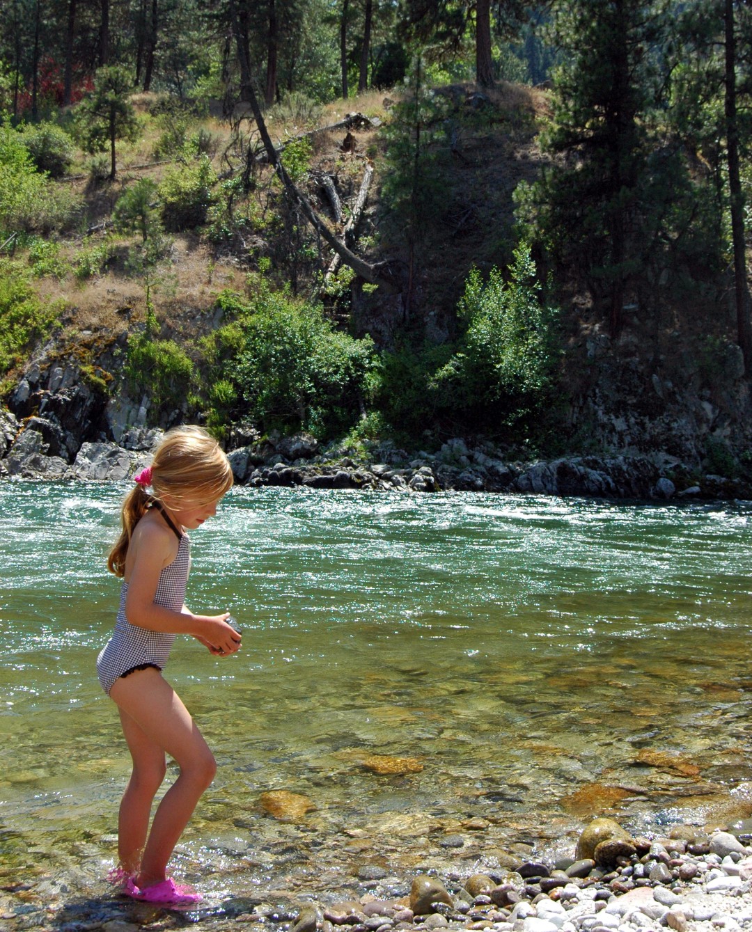 There’s plenty to do when you fly in to Garden Valley (U88), Idaho. The beautiful South Fork of the Payette River runs alongside the airstrip. A hot spring runs right into the river, so you can soak with a view. Plus, there’s a target range across the road just northeast of the runway. Photo by Crista Worthy.