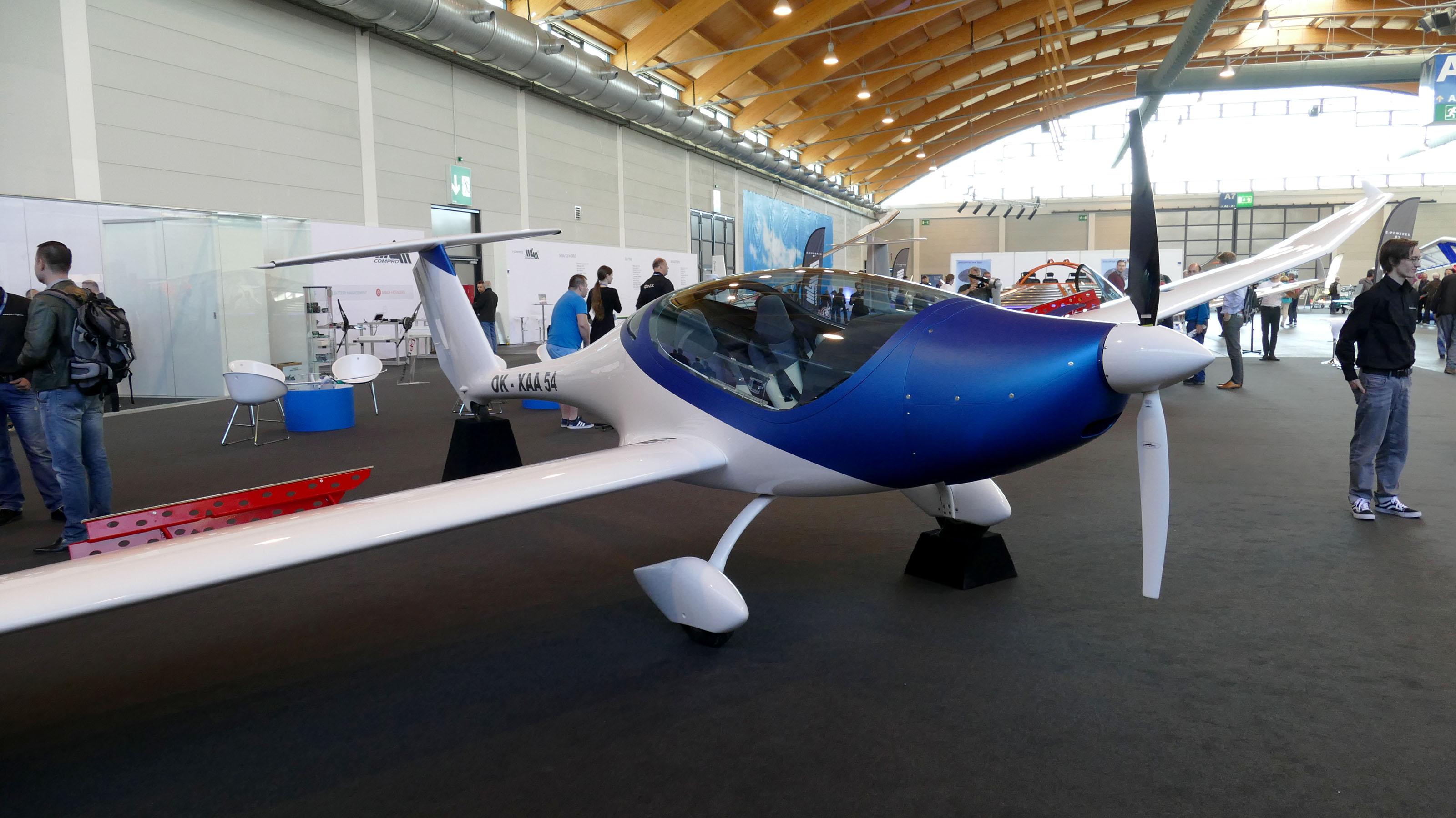 The Czech-built ΦNIX electric motorglider can fly as long as 2.5 hours on a single charge of its lithium-ion battery. Photo by Tom Horne.