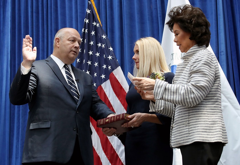 Stephen Dickson (L) is sworn in as FAA administrator by Transportation Secretary Elaine Chao (R) during a ceremony at the Department of Transportation Aug. 12, 2019, in Washington, DC. Dickson is a former commercial pilot and executive with Delta Air Lines. Photo by Win McNamee/Getty Images.