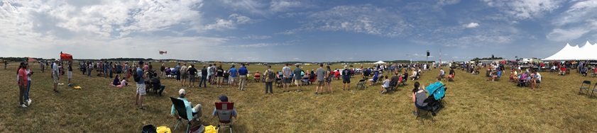 The short takeoff and landing demonstration brought out a large crowd. Photo by David Tulis.