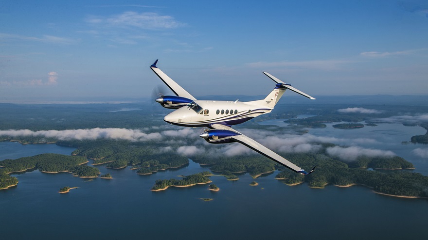 The new Beechcraft King Air 260 debuted December 2 and includes the addition of the Innovative SoIutions and Support ThrustSense Autothrottle. Photo courtesy of Textron.
