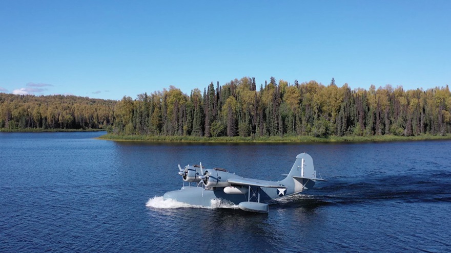 VIPER utilizes a Grumman Goose on floats to transport participants to their programs. Photo courtesy Lauren di Scipio.