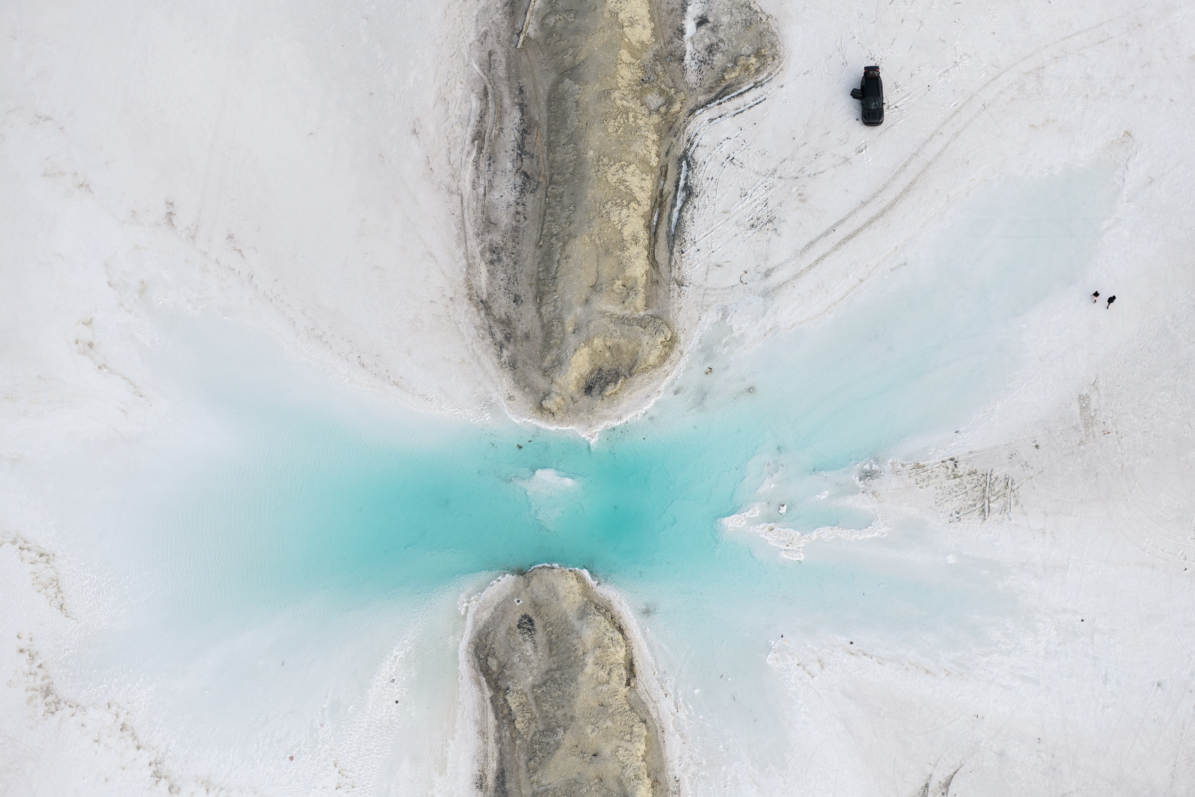 Sarah Tamar says the Bonneville Salt Flats look “like an alien landscape” with colors “out of this world.” Photo by Filip Wolak.