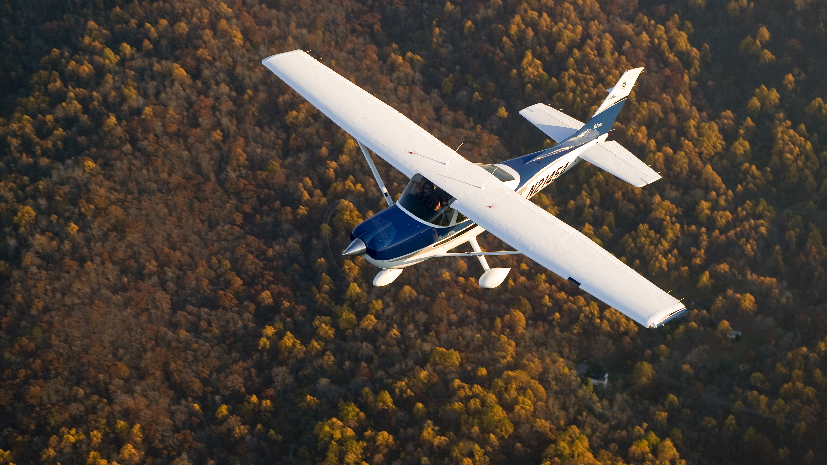 Cooler temperatures bring colorful changes across the country. Photo by Mike Fizer.