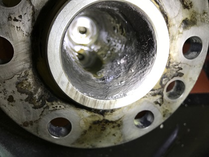 The crankshaft acts as a centrifuge, depositing sludge that coats the inside of the crankshaft. Photo by Jeff Simon.