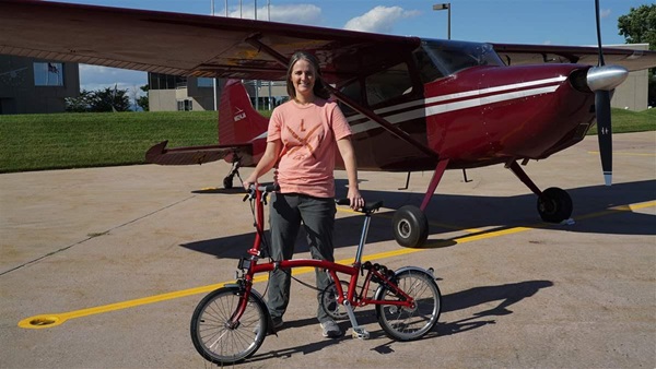The Brompton C Line Utility folding bike is compact and lightweight, making it the perfect accessory for pilots who want to fly to new destinations and explore the area on their own. Photo by Michelle Walker.