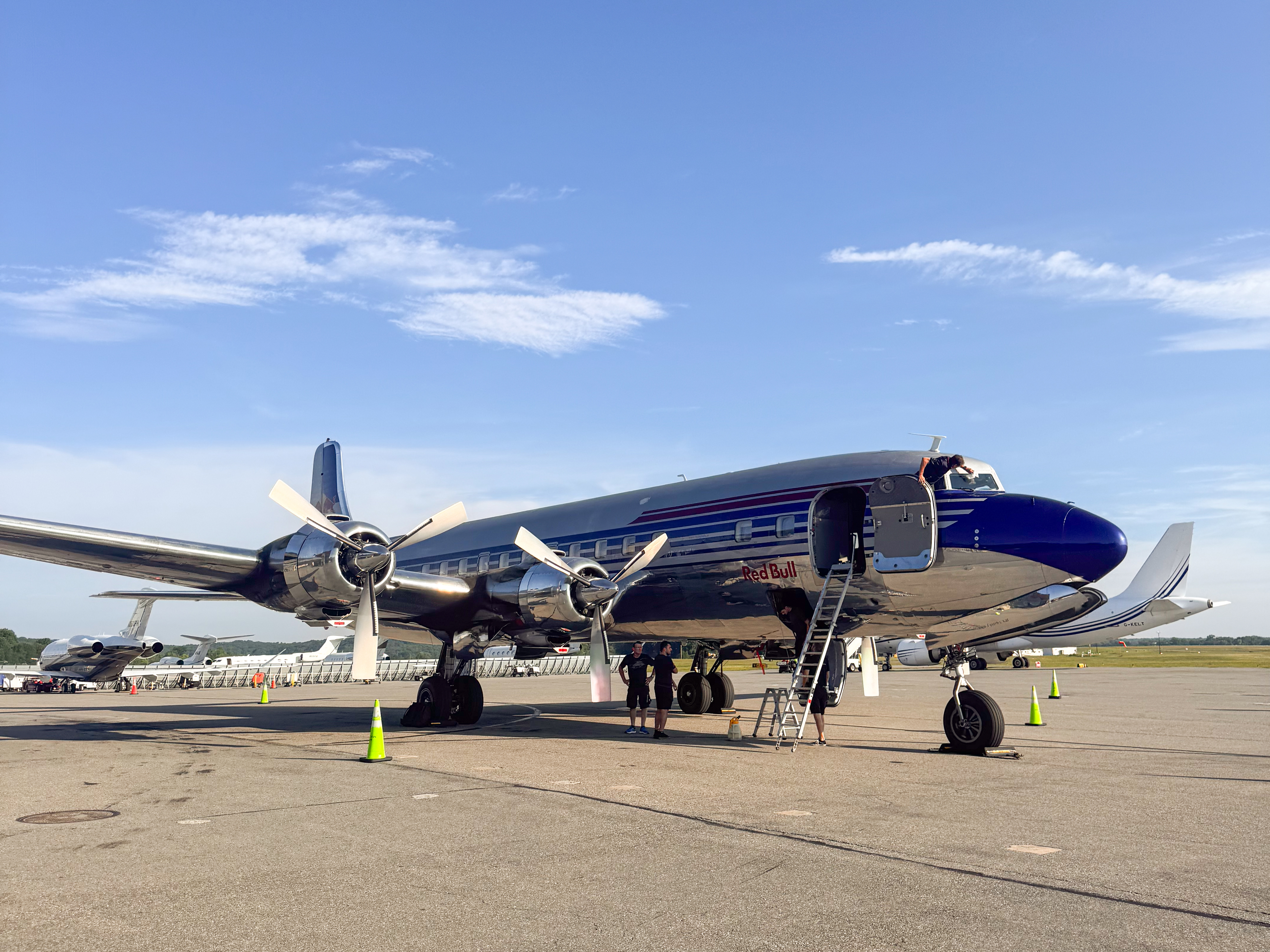 The DC-6 sports the more familiar Douglas lines of a DC-3, just scaled up and with two more engines (and a nosewheel). Photo by Alicia Herron.