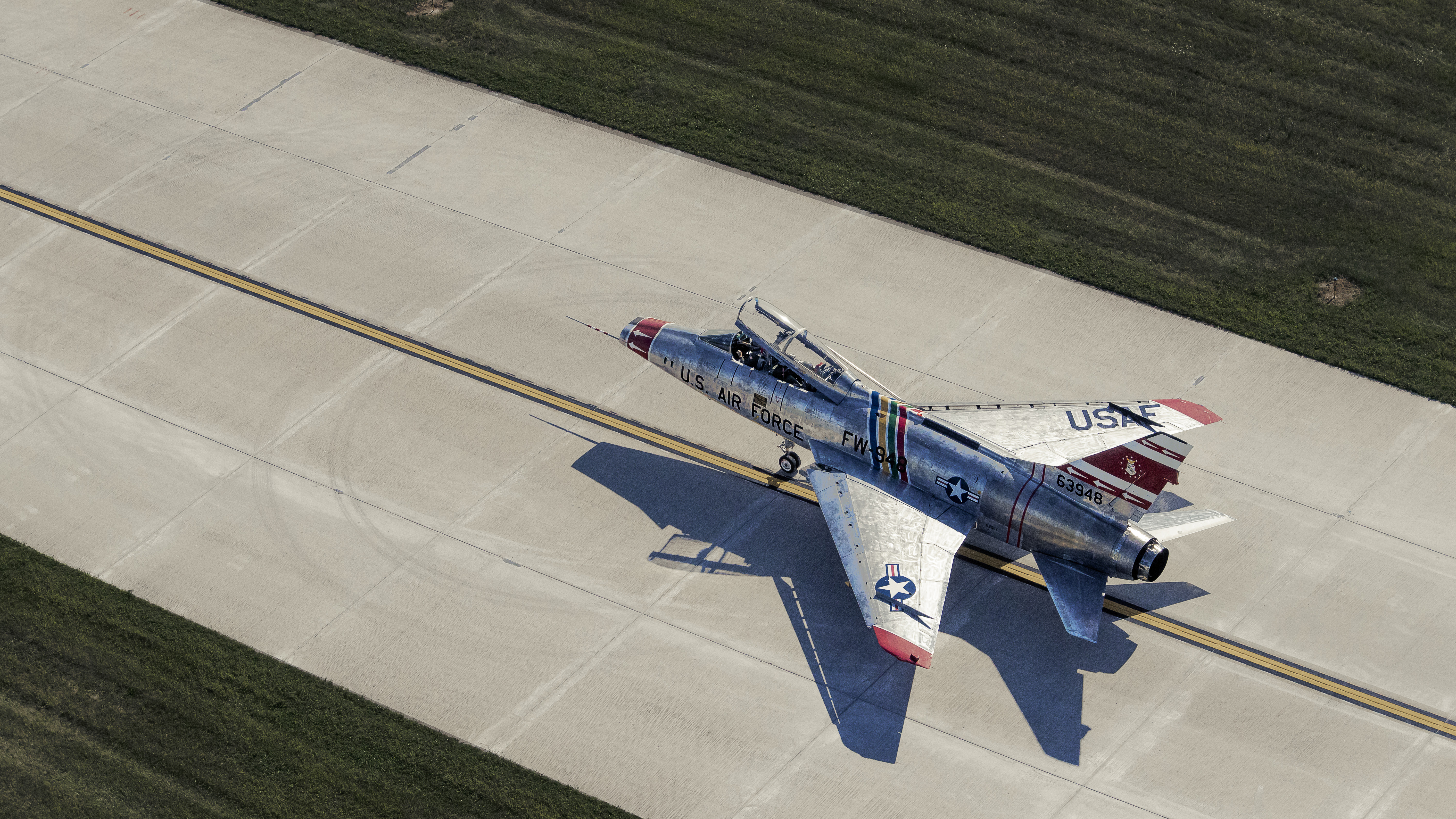 Dean Cutshall’s F–100F is painted in the 354 Wing Commander’s colors.