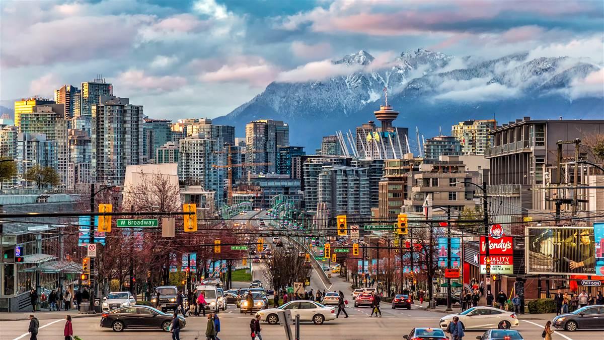 Vibrant downtown Vancouver. Photography by Aolin Chen.