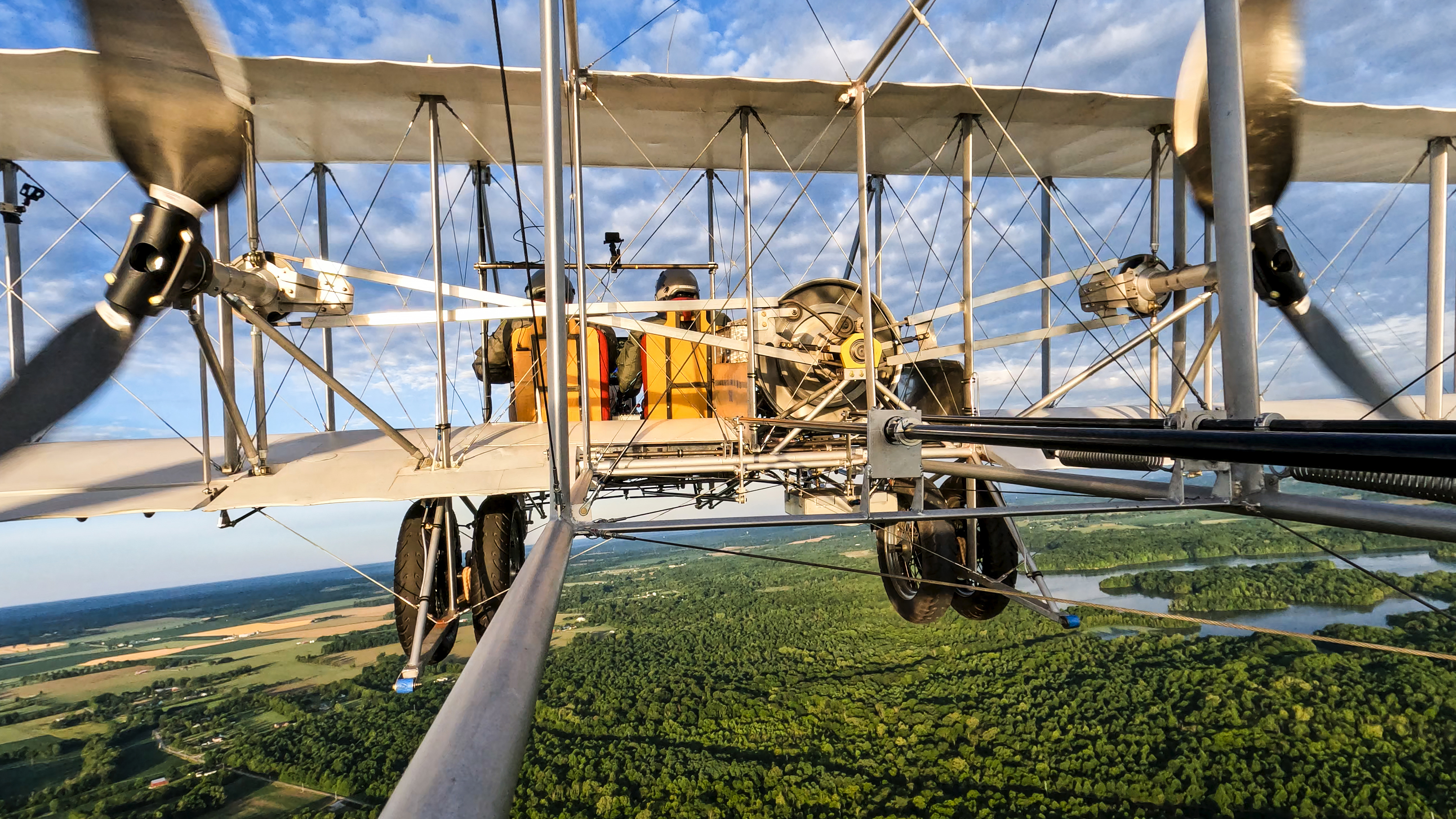 Two ground-adjustable air boat propellers are driven by a single Lycoming YIO-390. Paint on the Brown Bird added significant weight, so the White Bird uses heavy-duty Oratex fabric, which doesn’t require paint. At 2,240 pounds empty, it’s still almost three times the weight of the original.