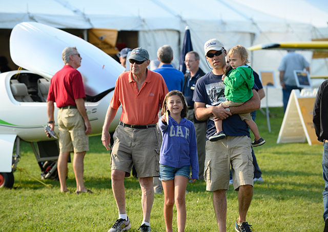 2016 AOPA Fly-In registration opens