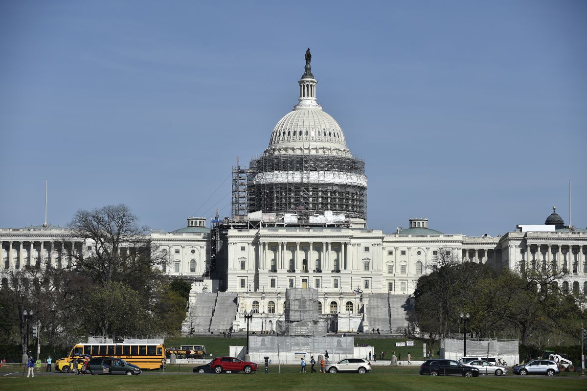 The Capitol is home to the U.S. Congress and its House and Senate governing bodies that affect general aviation advocacy and is shown in Washington, D.C., March 30. Photo by David Tulis.