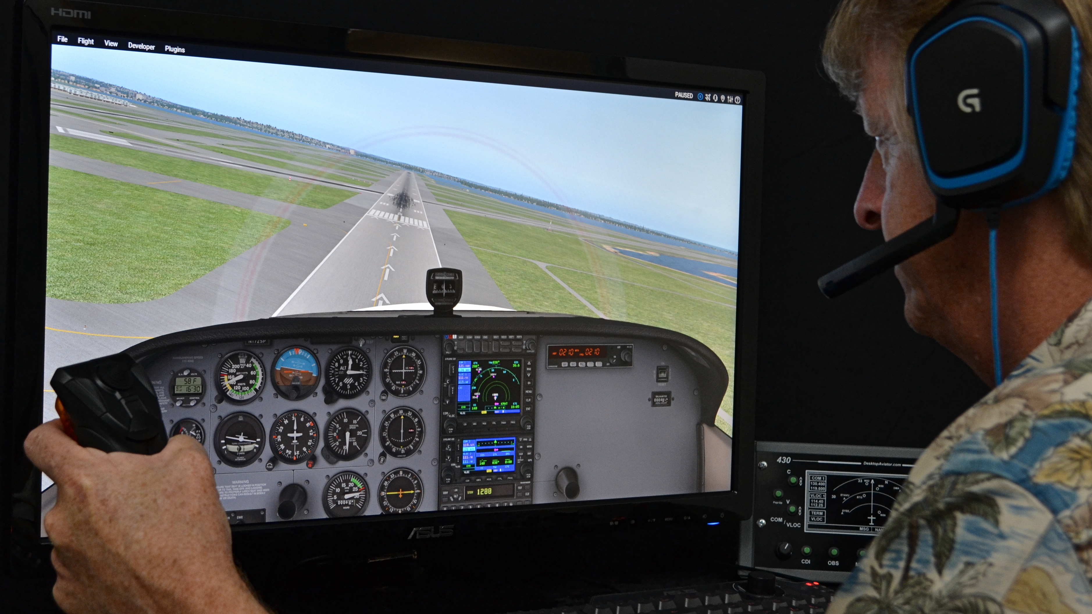 Learning to Fly with a Flight Simulator - FLYING Magazine