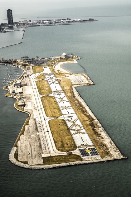 Construction crews dug X-shaped trenches in the runway at Meigs Field in 2003. Photo by Mike Fizer.