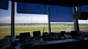 Honor an air traffic controller - AOPA