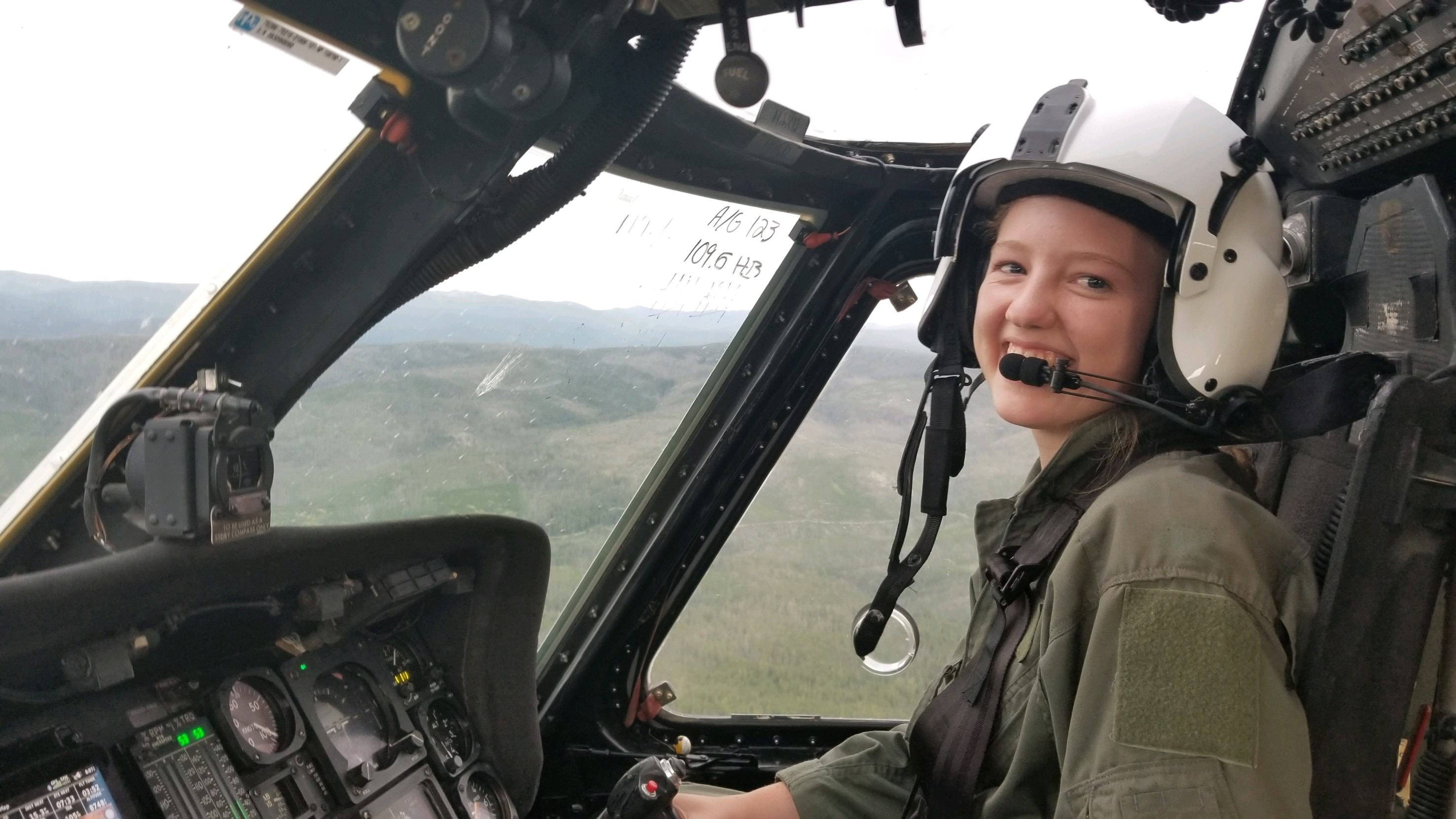 Helicopter pilot. Chopper Pilot. Cal Fire Helicopter Pilot. Мишель куаффар пилот АС. The Greatest Helicopter Pilot of all time.