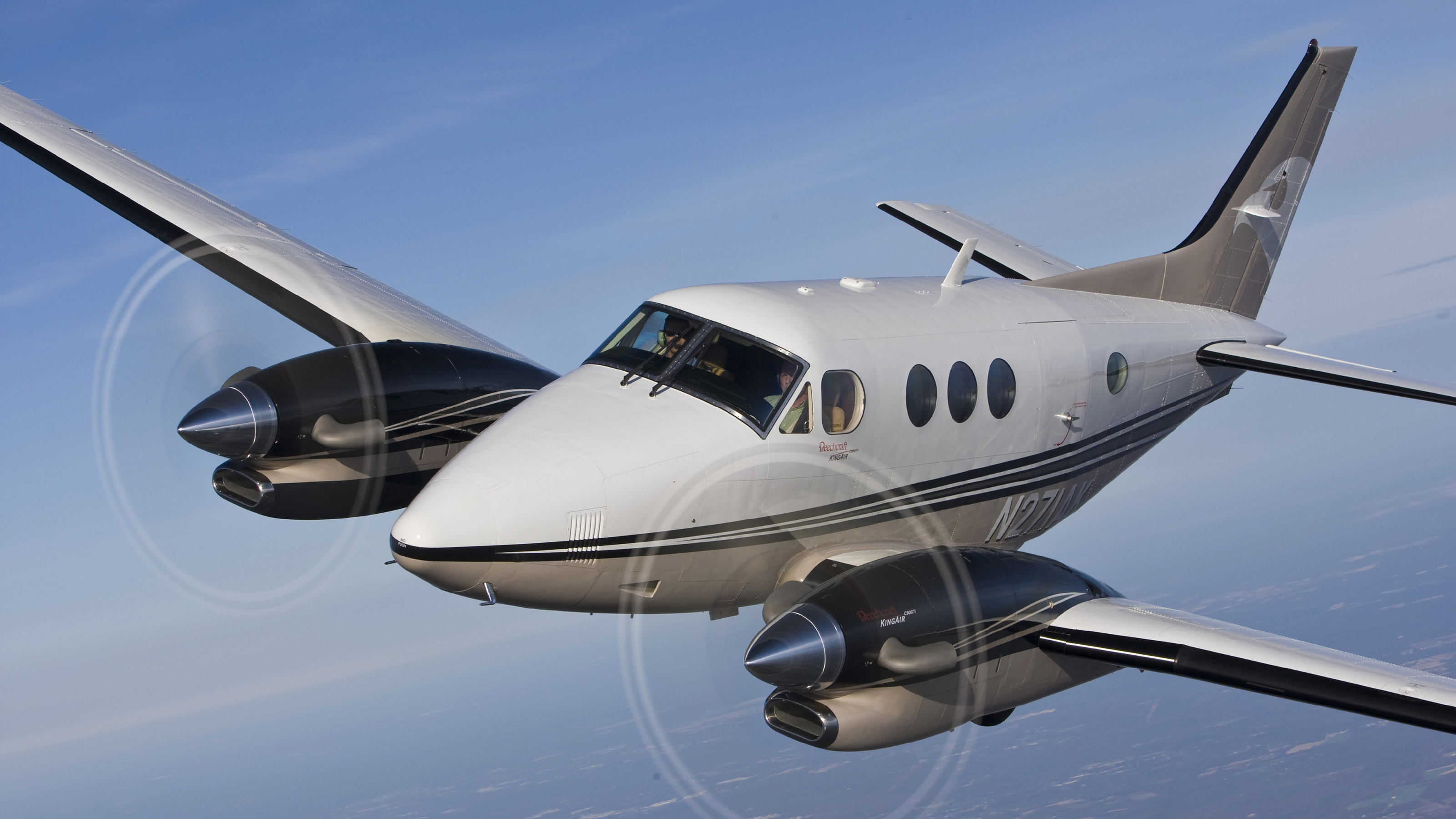 Textron Ends C90GTx, Sovereign Lines - AOPA