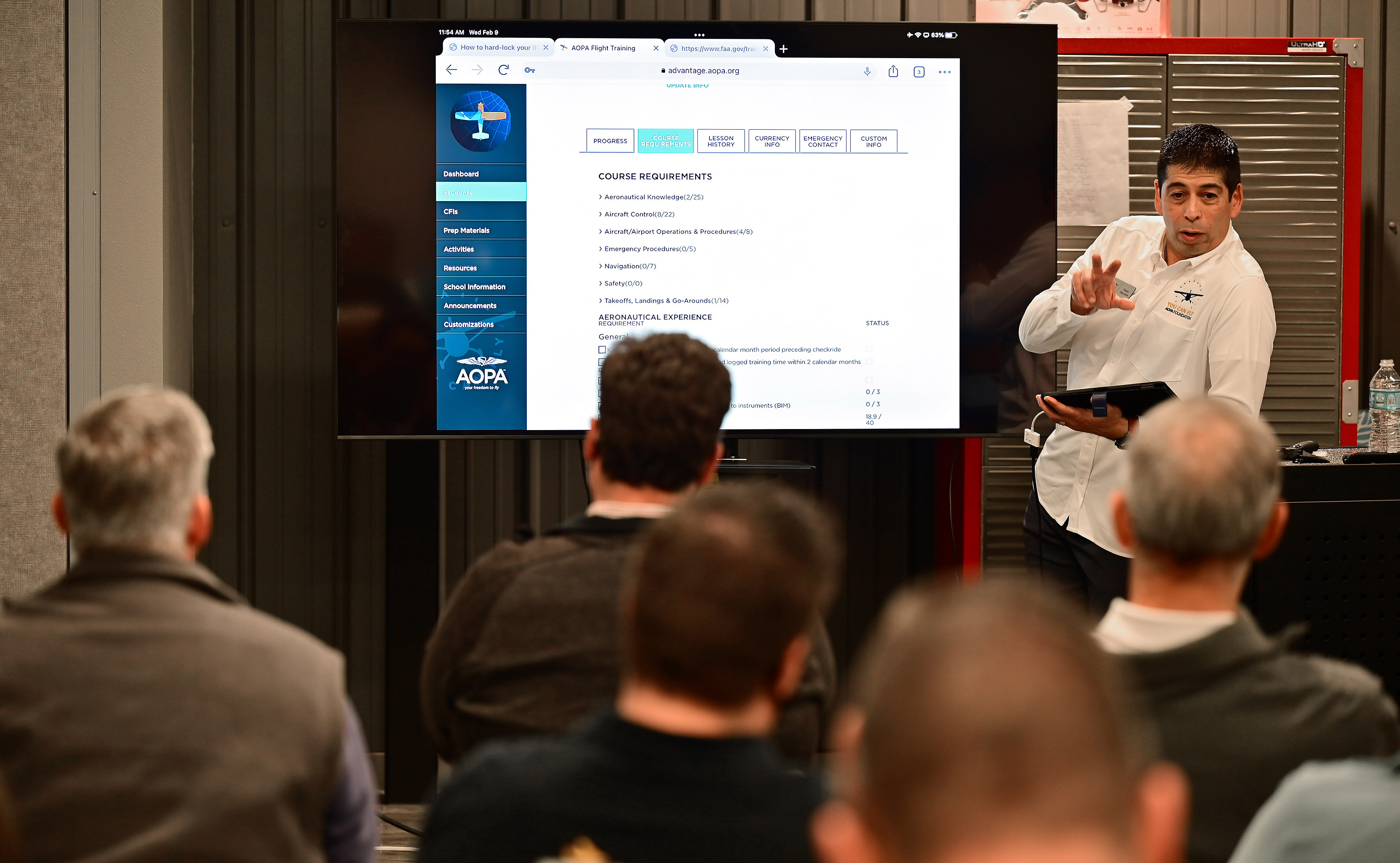 AOPA Senior Director of Flight Training Technology Pablo Maurelia showcases the web-based AOPA Flight Training Advantage adaptive training system during Redbird Migration. Photo by David Tulis.