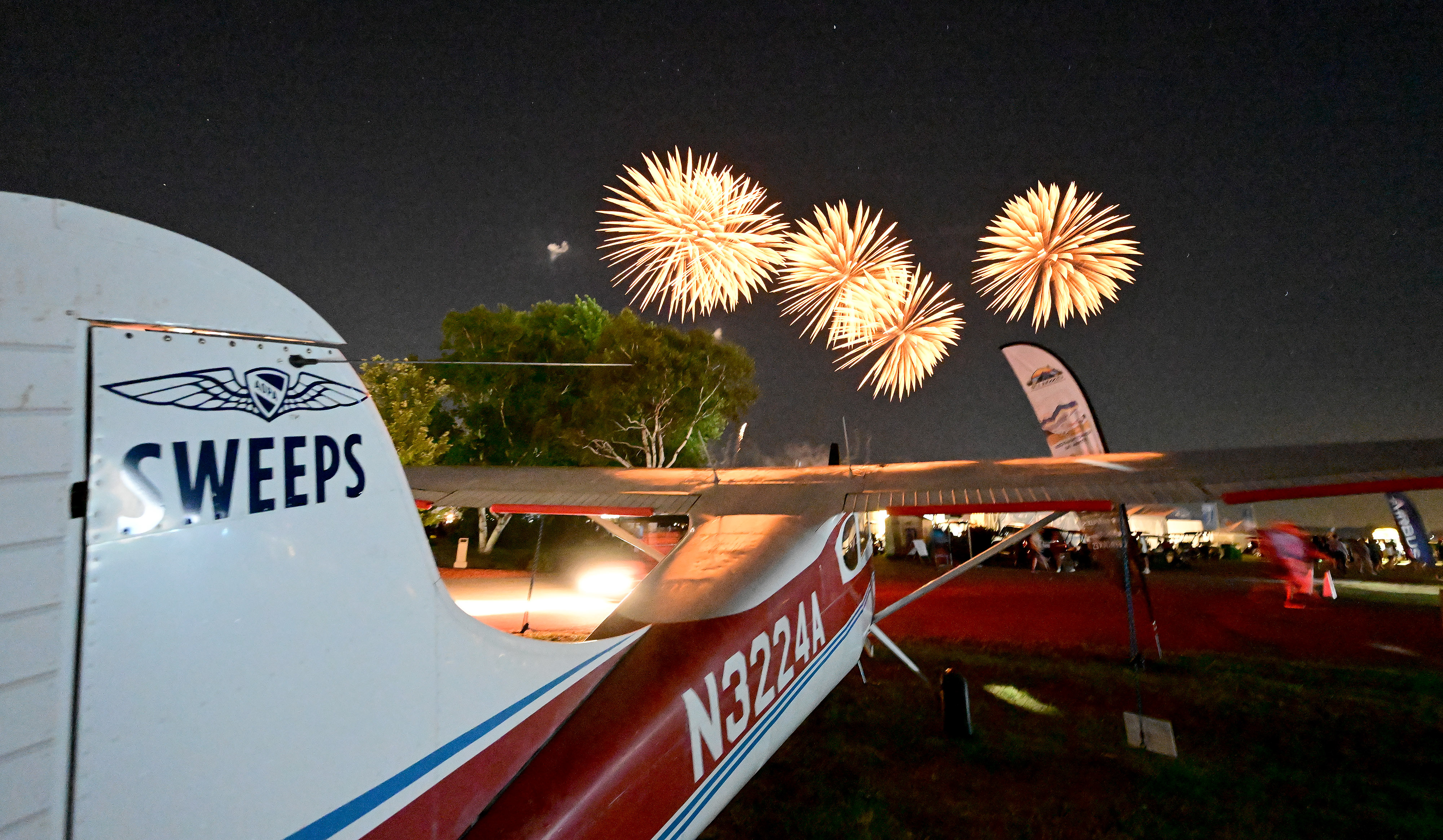 Beachside ball - AOPA