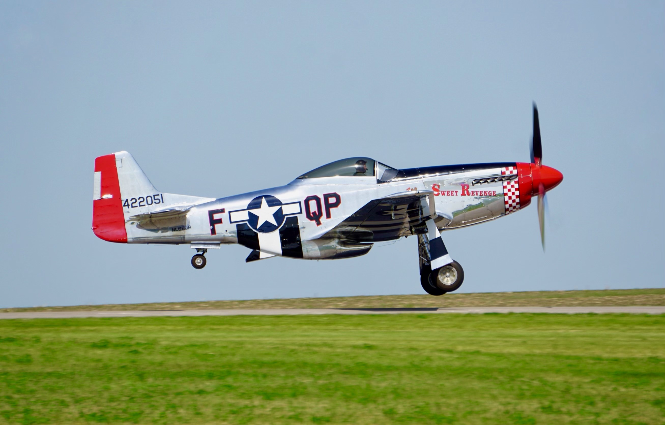Ray Fowler takes off ahead of his solo North American P–51 Mustang aerobatic routine. Photo by Cayla McLeod Hunt.