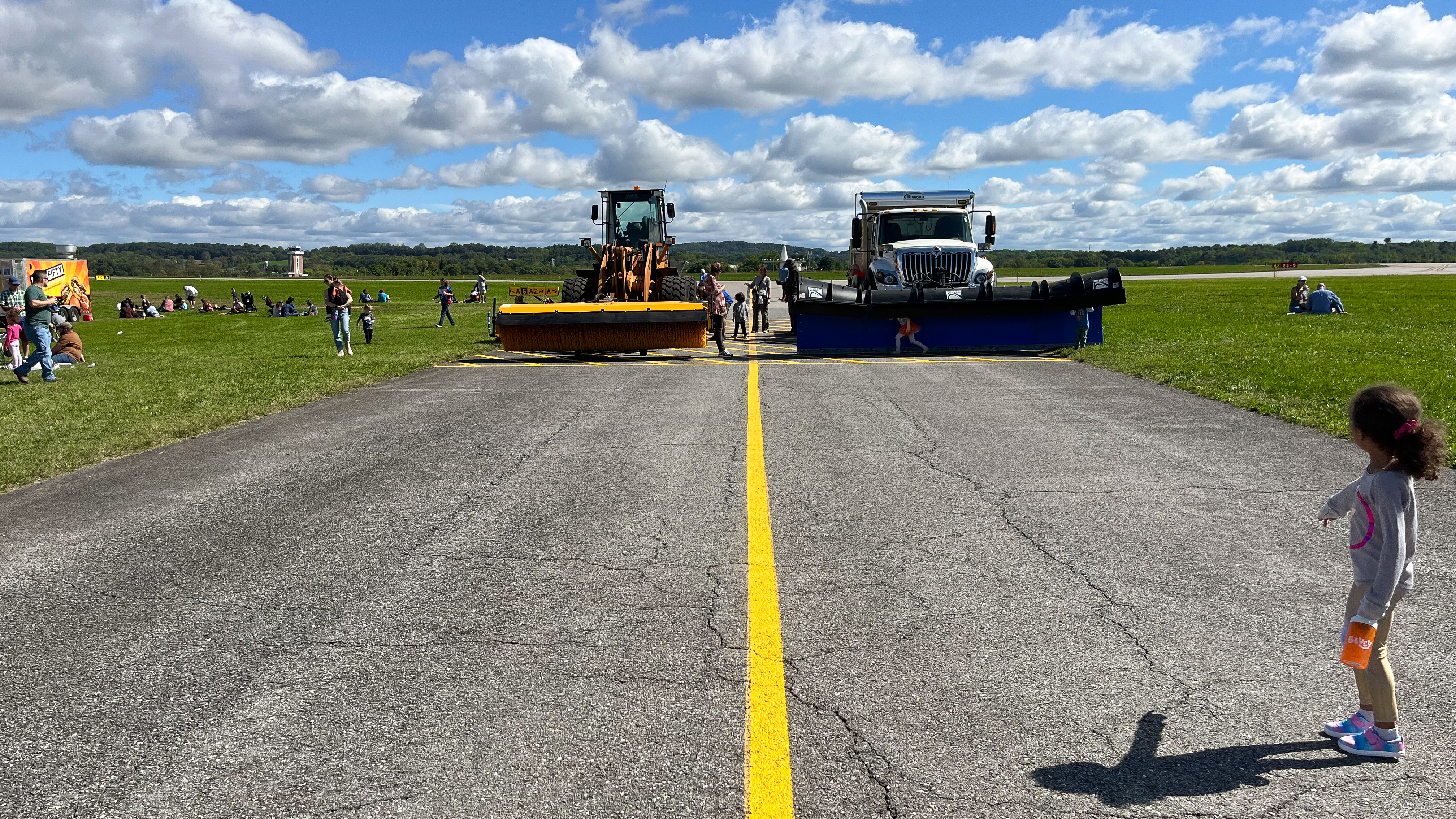 Families picnicking in the vicinity of the snowplows. Photo by Sylvia Horne.

