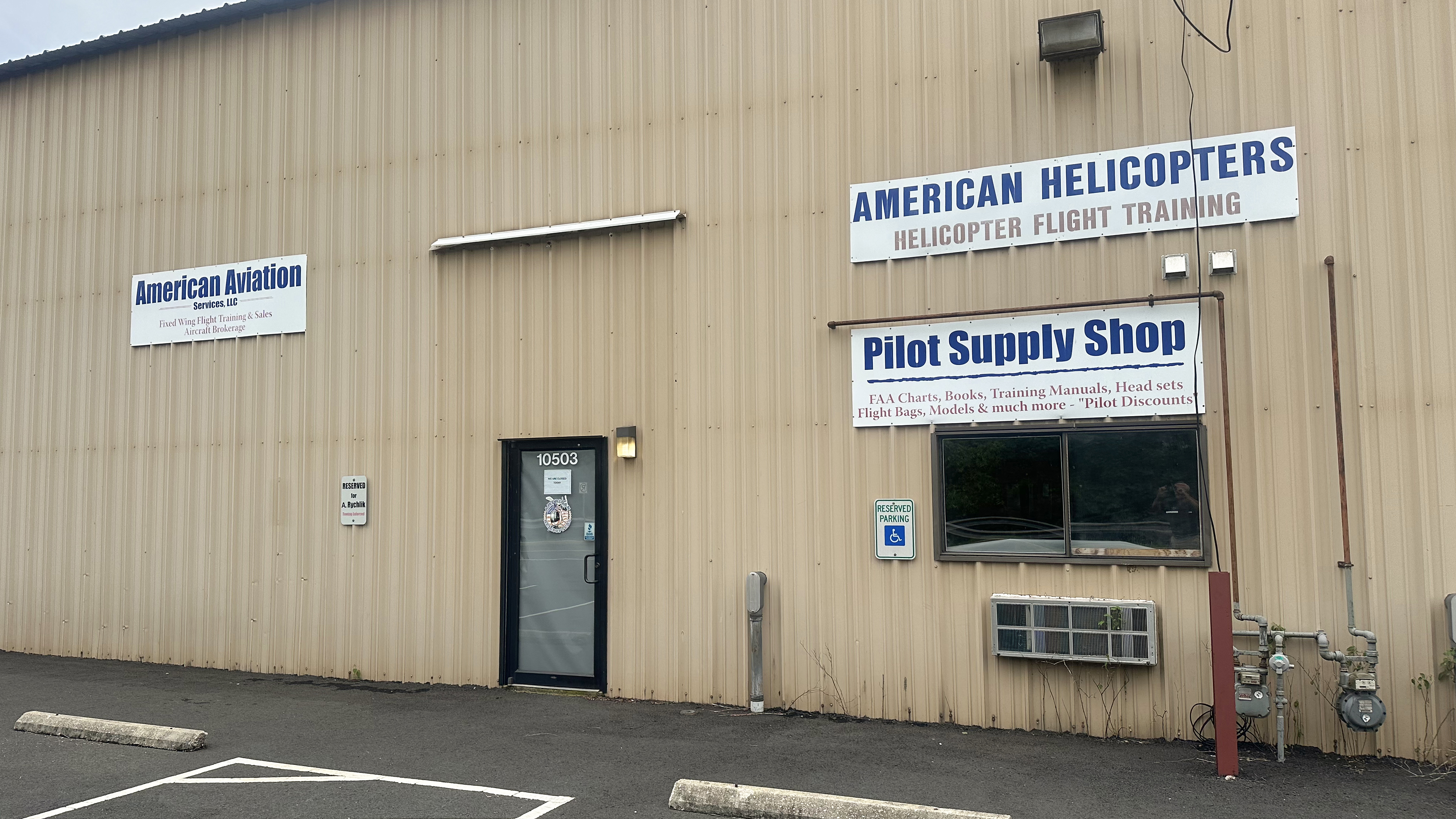 Flight schools owned by Kevin C. Rychlik at Manassas Regional Airport in Virginia ceased operation August 1. Photo courtesy of Adrian Eichhorn.