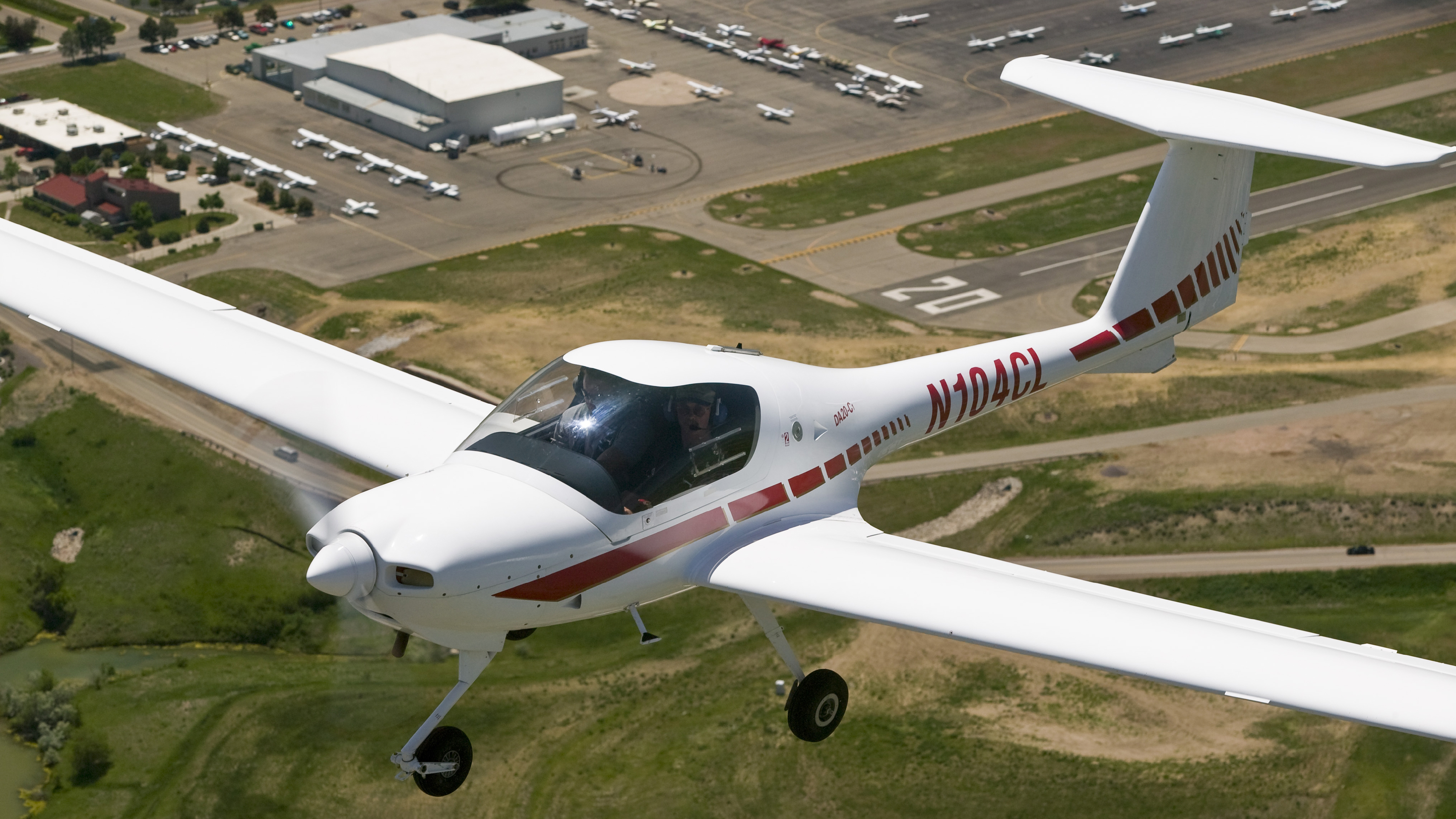 Photo by Mike Fizer.