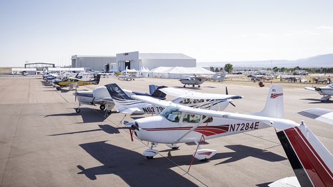AOPA collaborating with government, industry on aviation legislation in Colorado