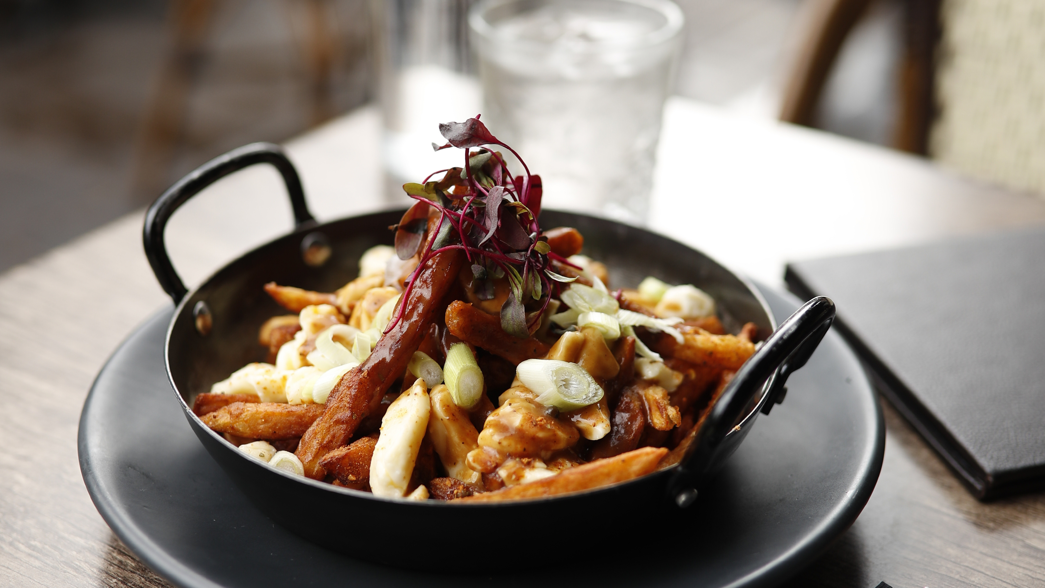 App serves pilots who plan around food