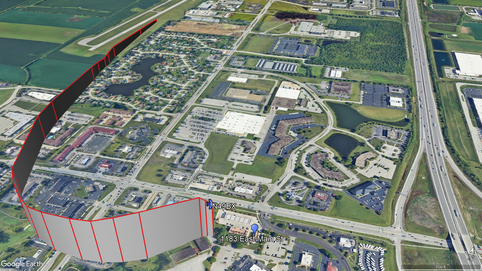 ADS-B data of the July 30 accident flight show the Lancair IV-P never climbed higher than about 400 feet agl, and a witness told a newspaper that he saw the aircraft spiral in silence to the ground, coming to rest just behind the gas station at 1183 E. Main Street. Google Earth image.