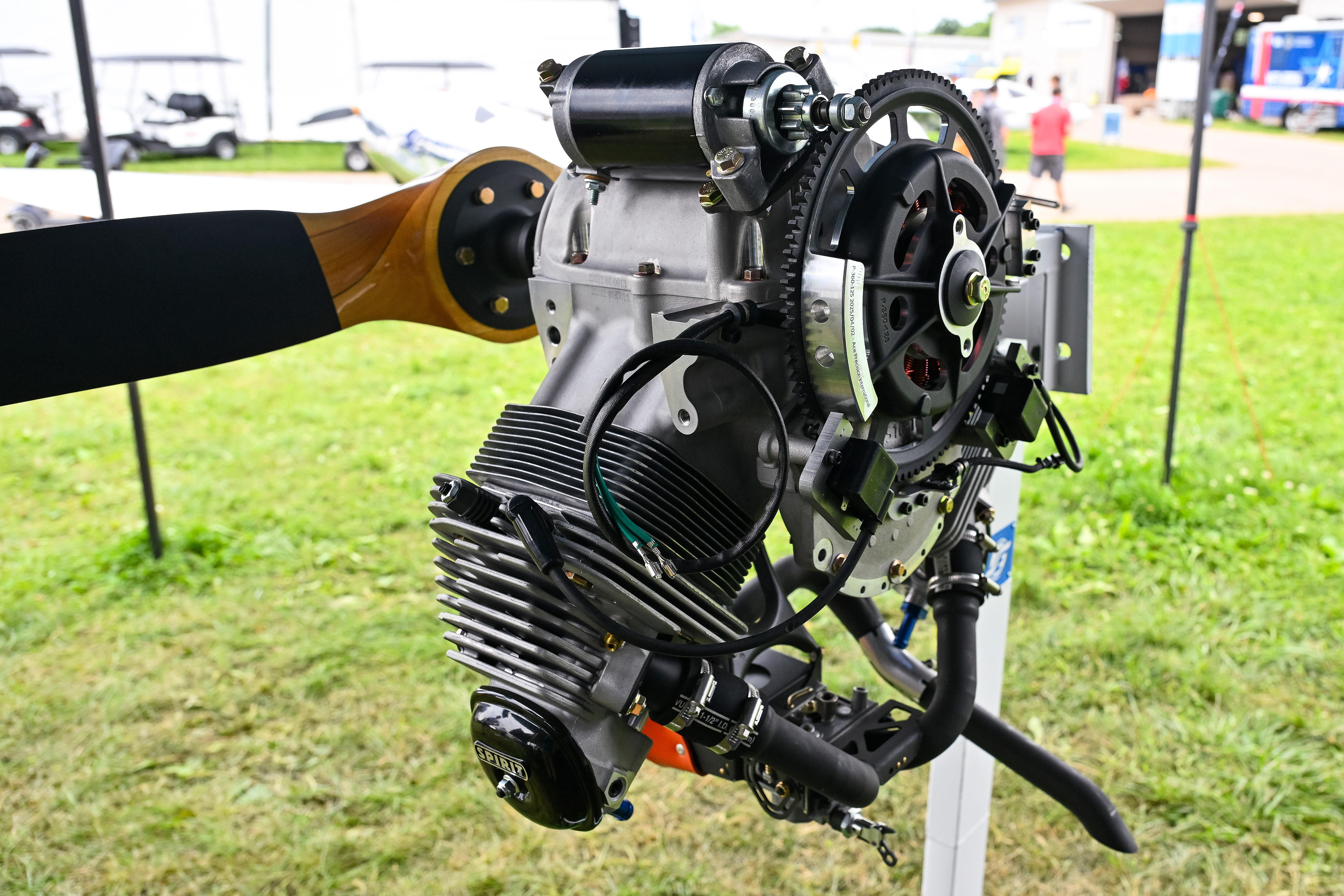 The Spirit SE–1 is powered by a V-twin four-stroke engine designed and built in-house by Spirit Engineering. The Colorado company deployed a goldfish bowl during the show, inviting name suggestions. Photo by David Tulis.