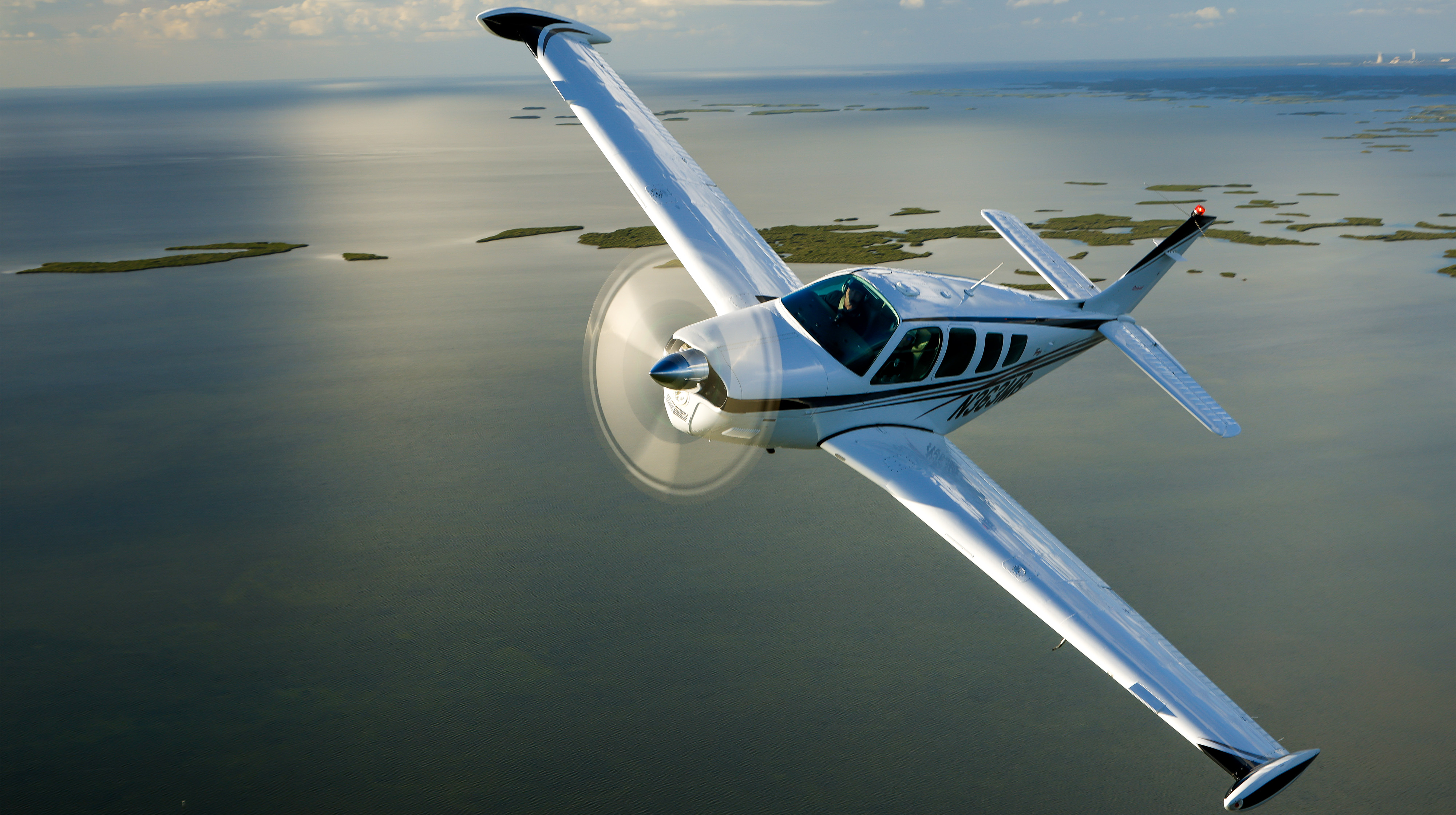 Textron halts Bonanza, Baron lines