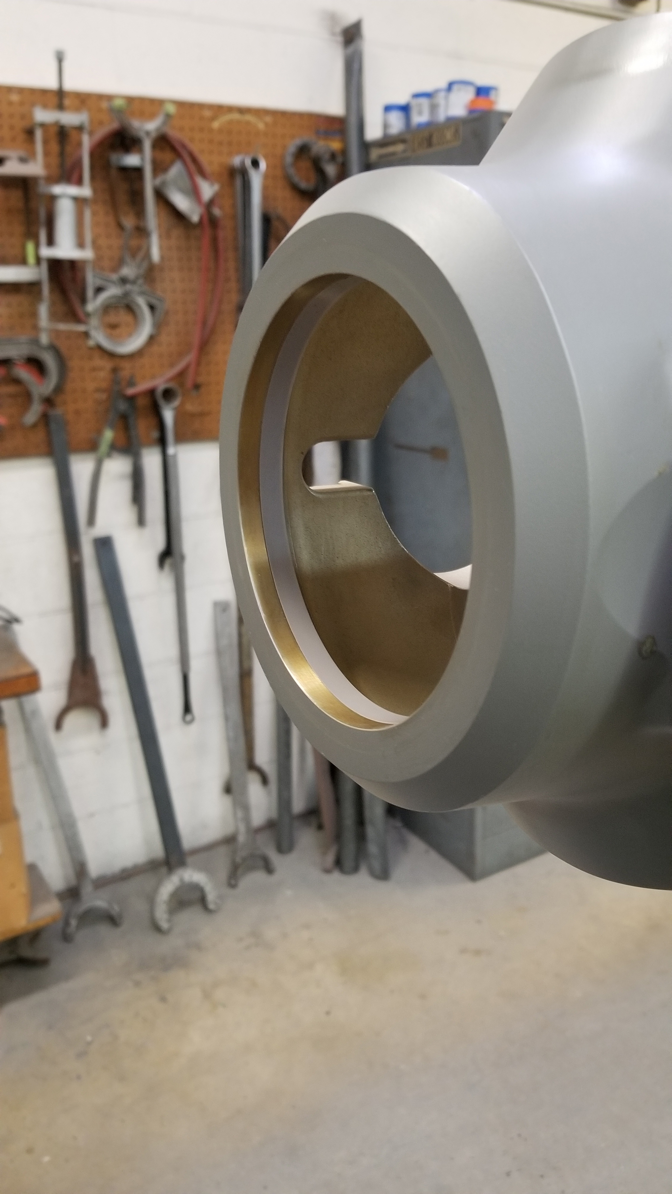 A Teflon insert installed into the hub to form a lasting seal with the O-ring. Photo courtesy of Sensenich Propeller Service Inc.