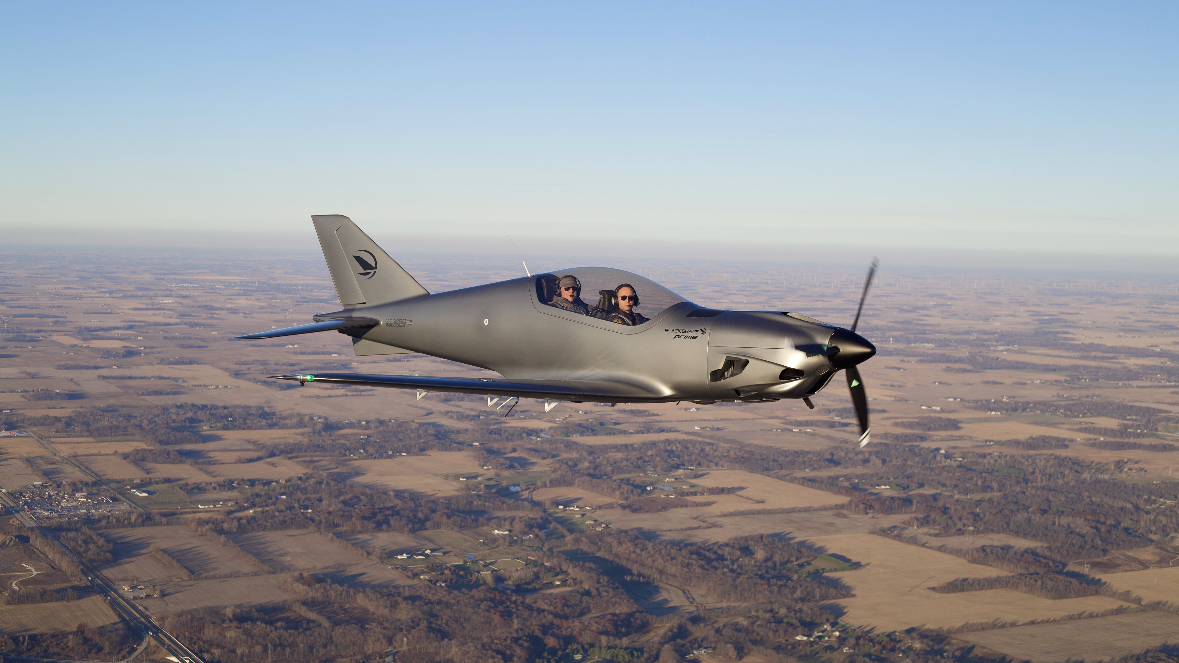 Blackshape presents Veloce, Gabriél at AirVenture