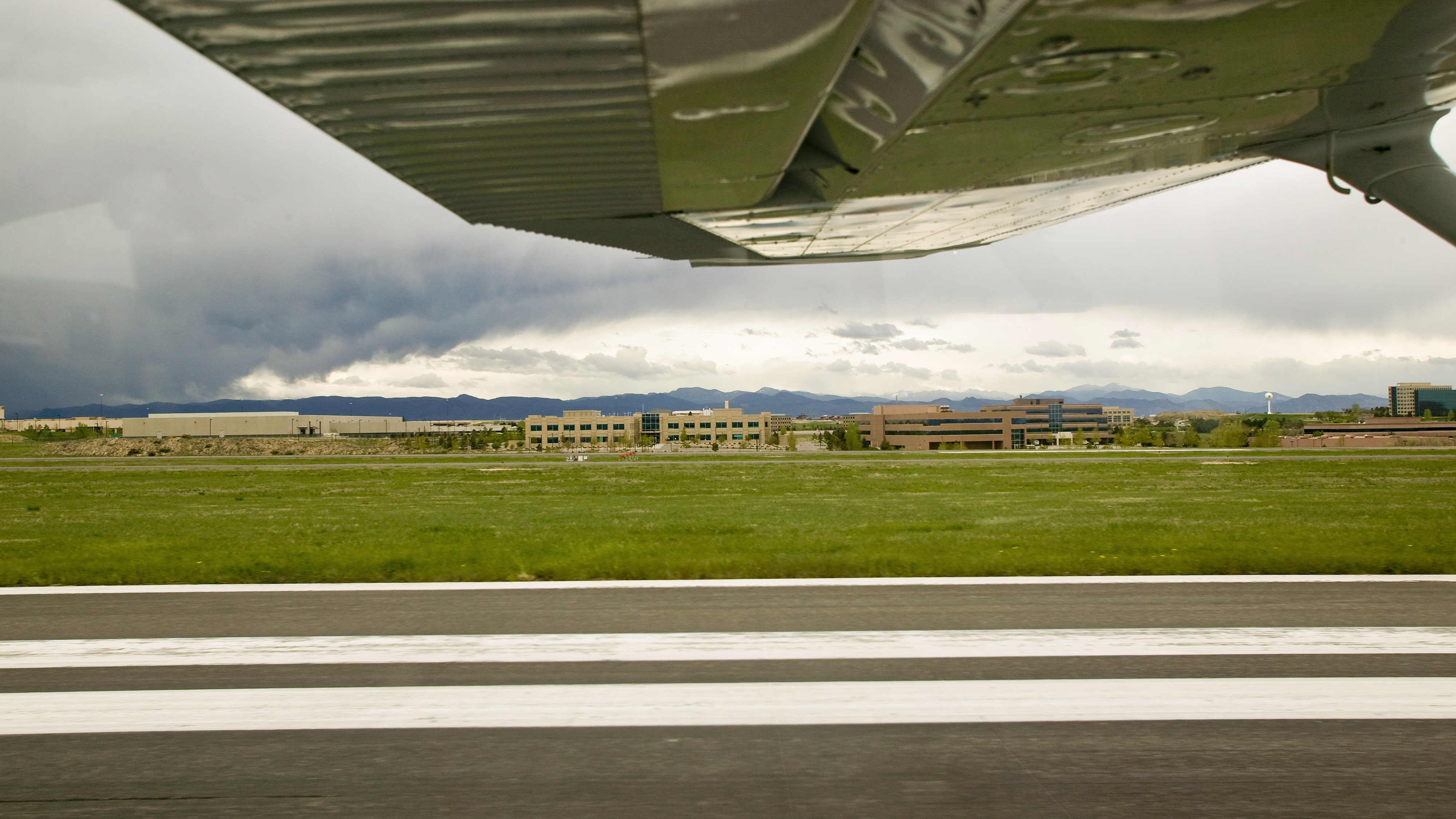 FAA limits VFR operations at Centennial Airport