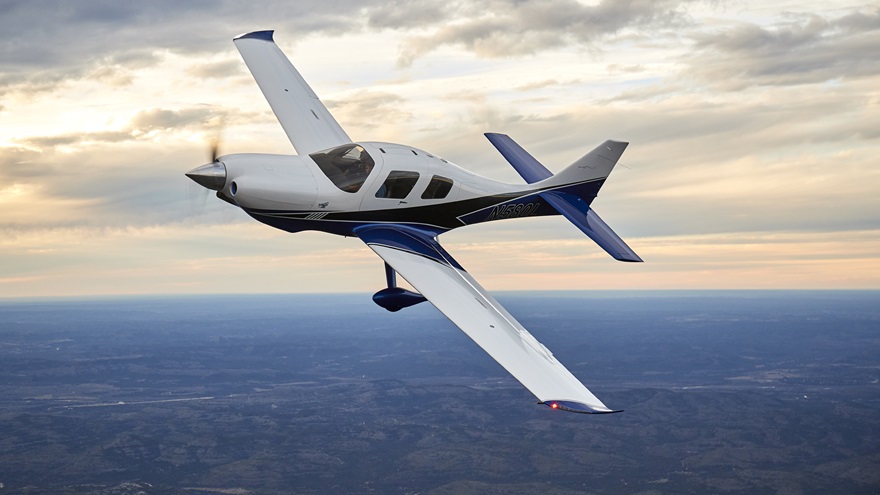Legislation awaiting approval by the U.S. Senate would reverse an FAA policy that disrupted flight training in experimental aircraft for thousands of pilots. Photo by Mike Fizer.