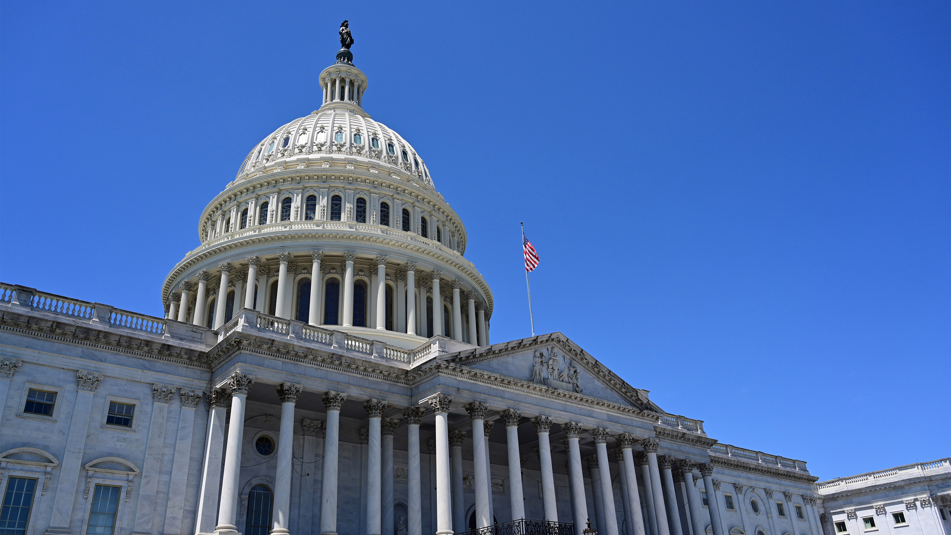 The Capitol is home to the U.S. Congress and its House and Senate governing bodies, which have influence over general aviation. Photo by David Tulis.