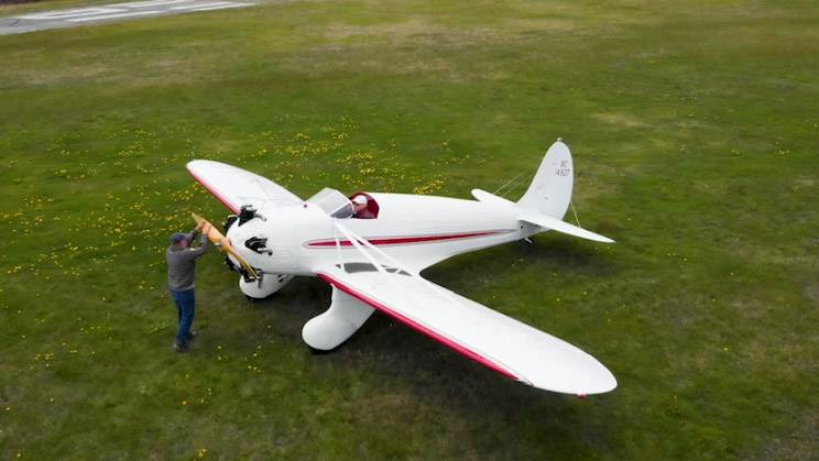 How To Hand Prop An Airplane - Airplane Walls