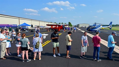 The Smokehouse Pilots online group recently held a fly-in, with live music, food trucks, and a static display (David Tulis).