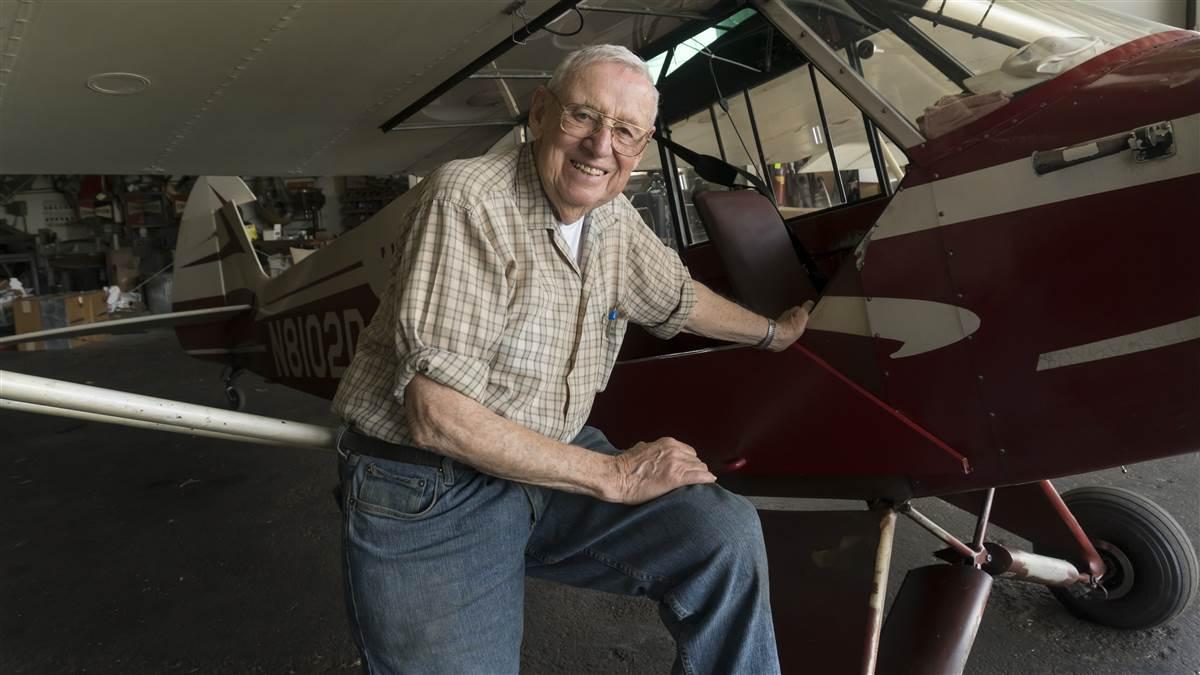 Pilots Richard MacVicar