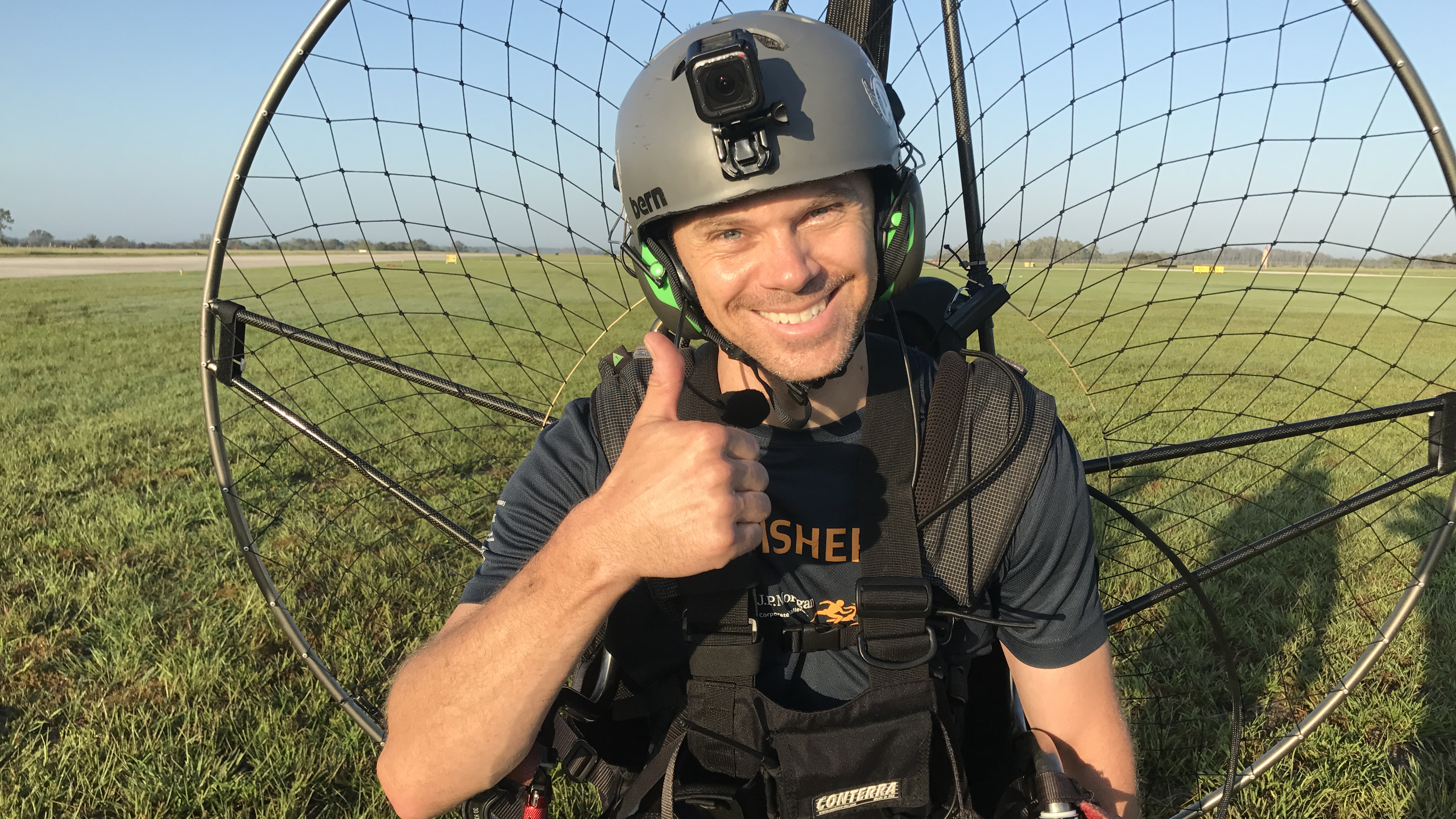 Flying powered paragliders