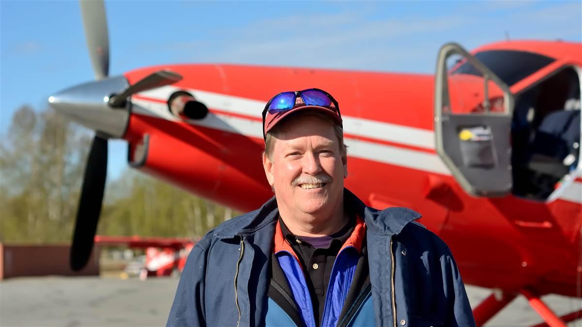 Stan Steck, with a turbine Otter, is a veteran glacier pilot.