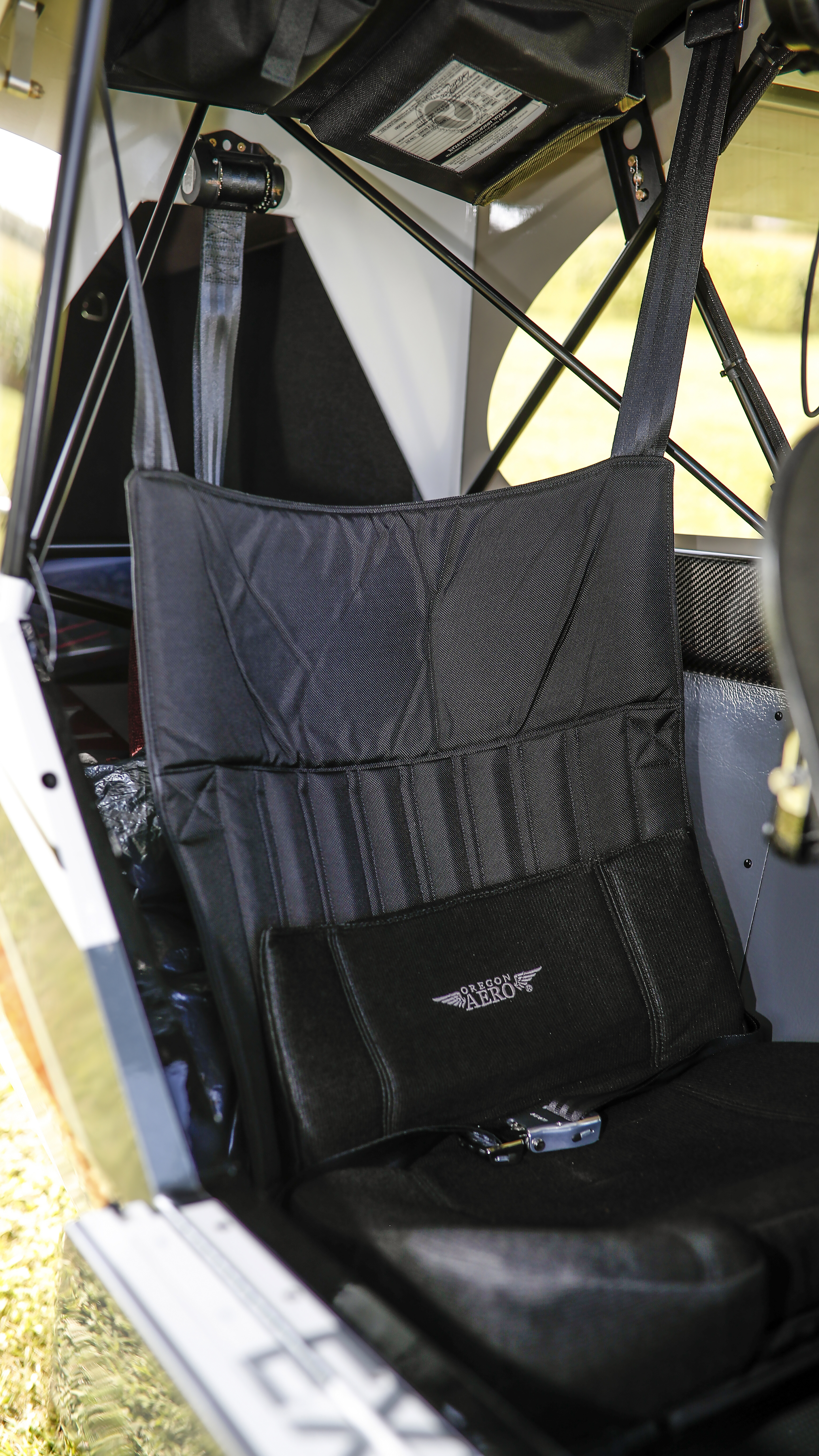 ...and lightweight, easily removable sling seat in the FX–3 can all be found in other CubCrafter models.