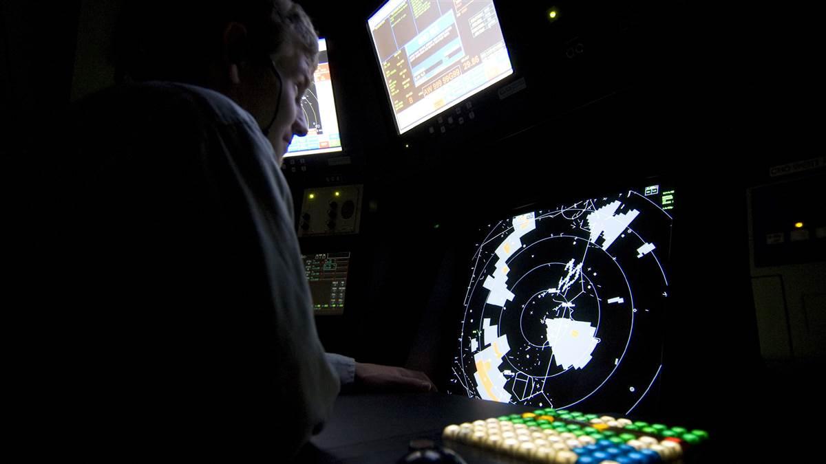 air traffic control radar beacon system