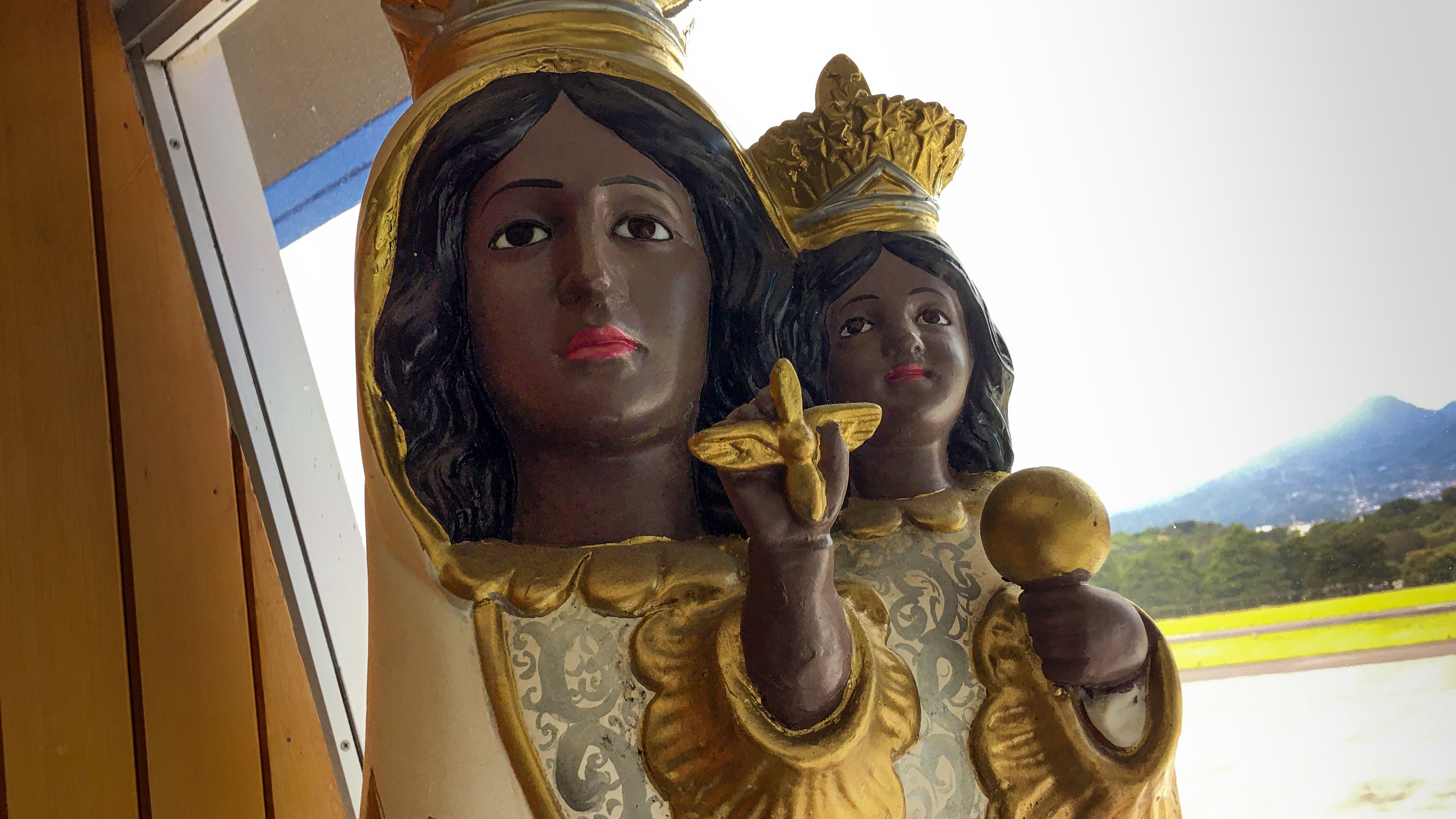 costa rica on the ground