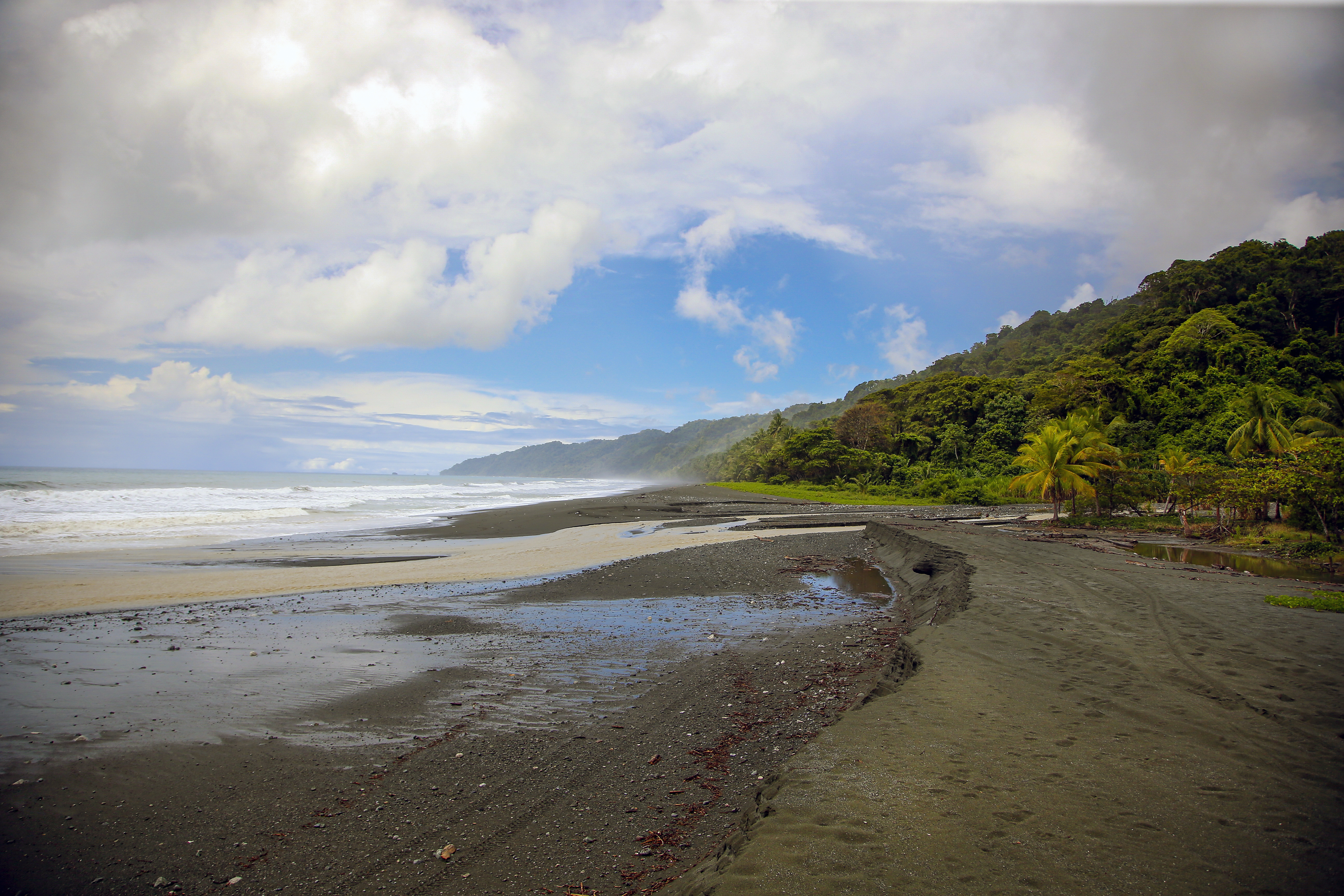 costa rica on the ground